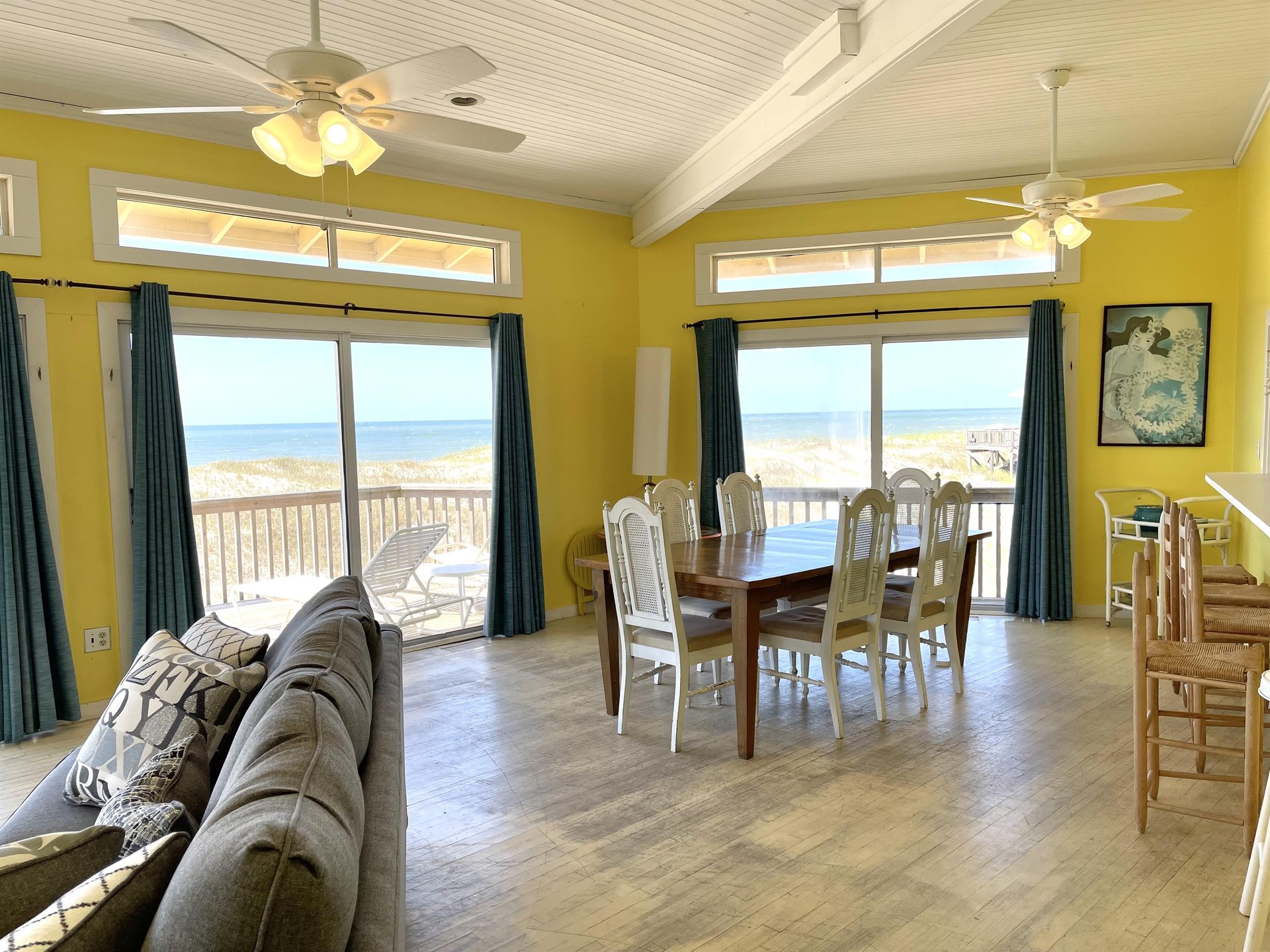 Birdcage  Pet Friendly 8