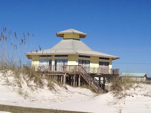 Birdcage  Pet Friendly 24