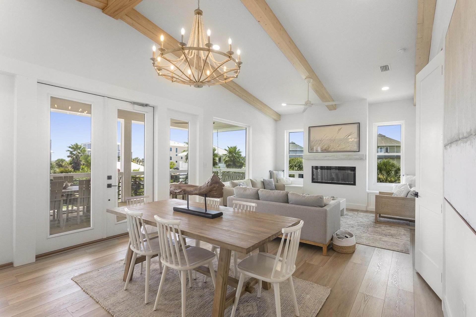 Via De Luna 222  Driftwood 10