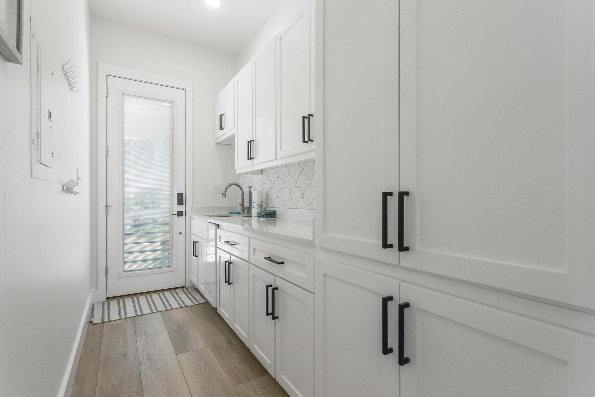 Via De Luna 222  Driftwood 18