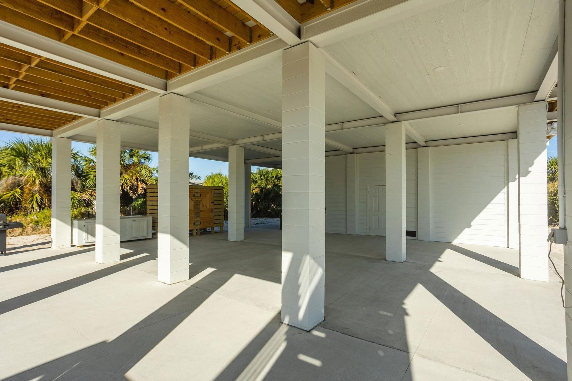 Via De Luna 222  Driftwood 29