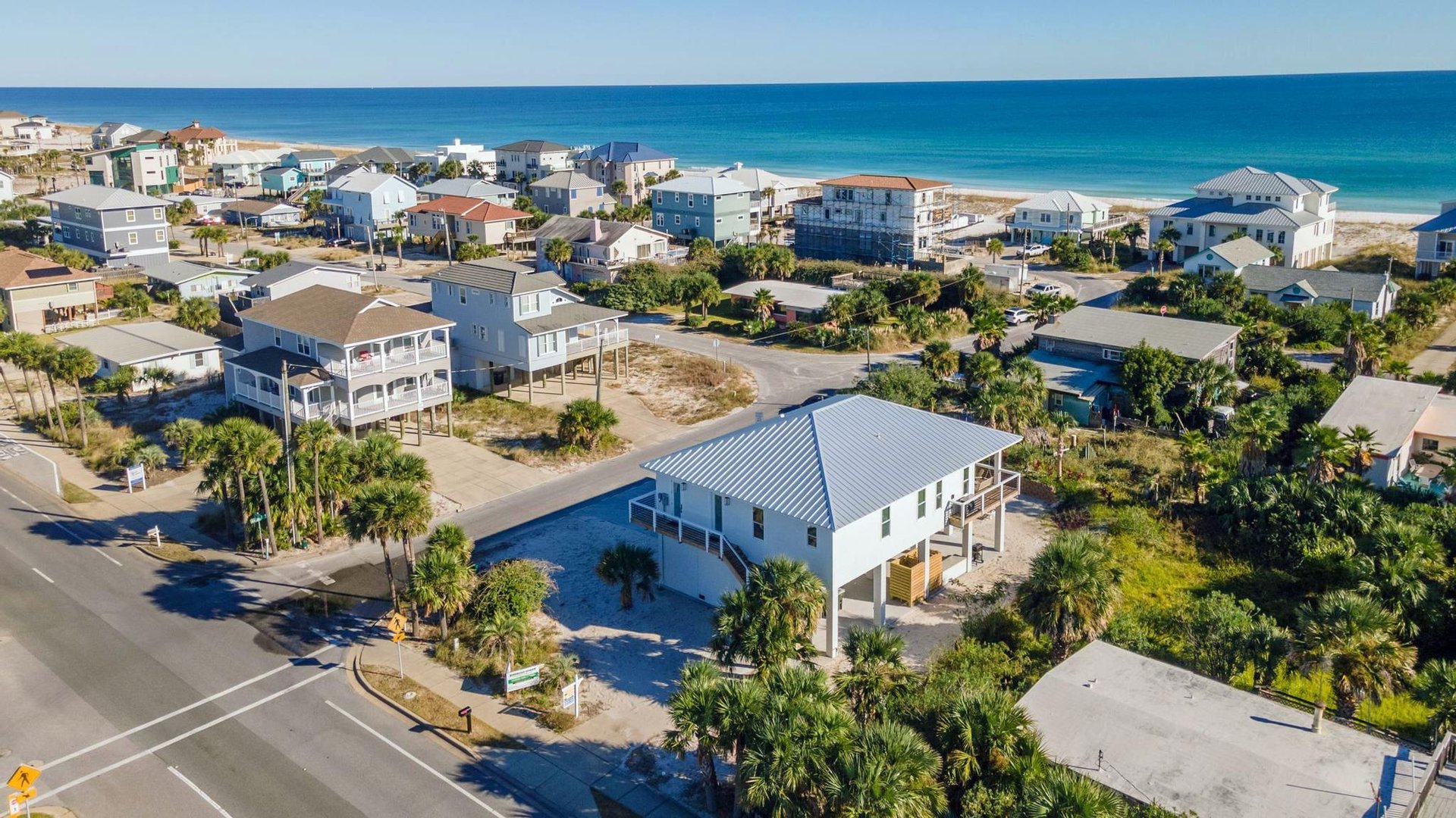 Via De Luna 222  Driftwood 45