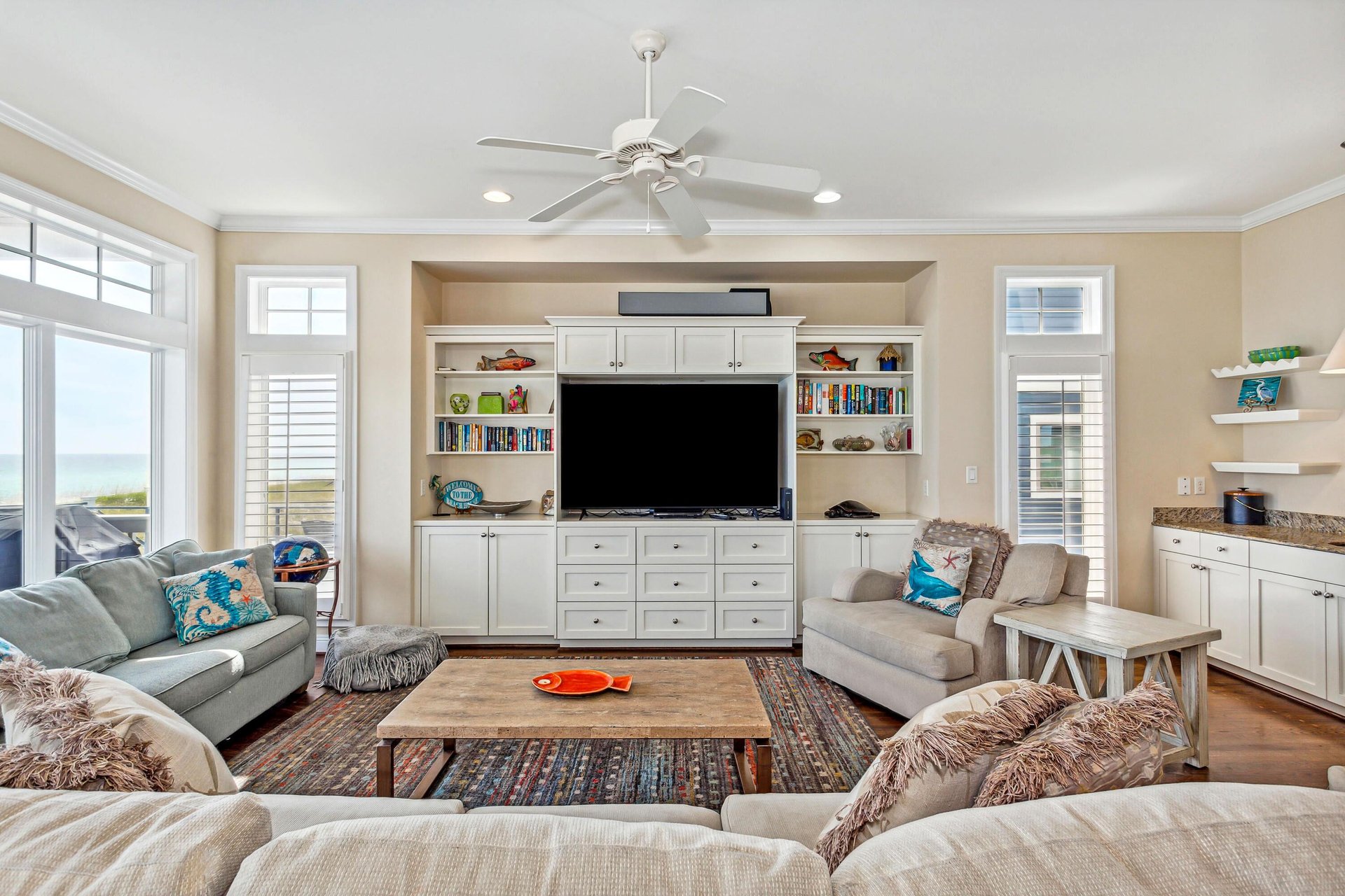 7793 Gulf Boulevard  Pelican Jacks 4