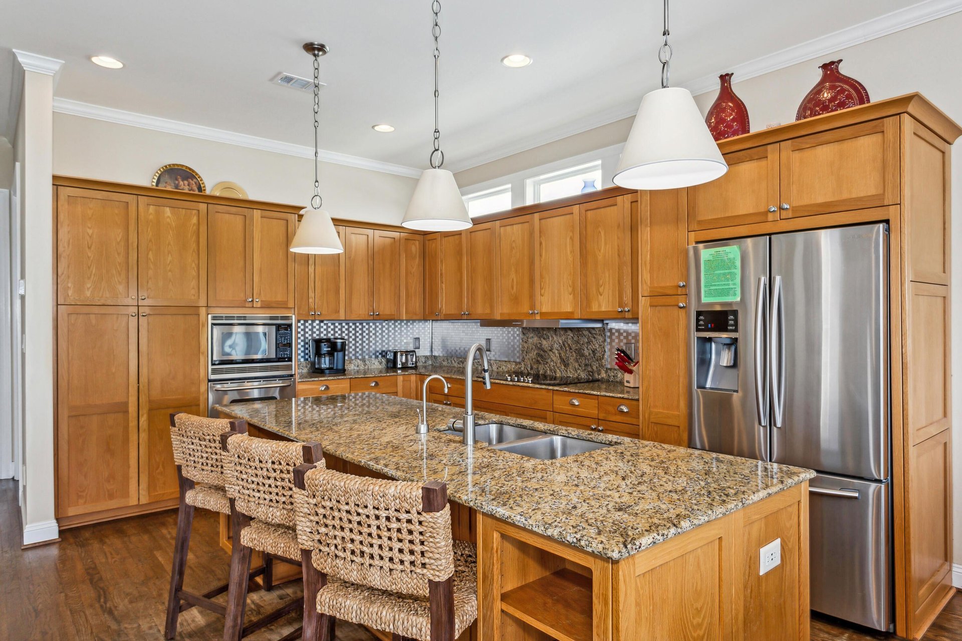 7793 Gulf Boulevard  Pelican Jacks 10