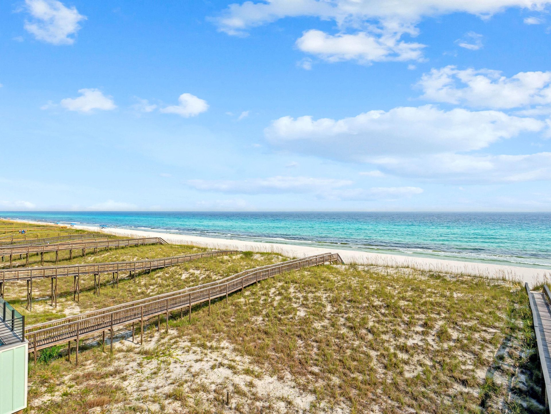 7793 Gulf Boulevard  Pelican Jacks 32