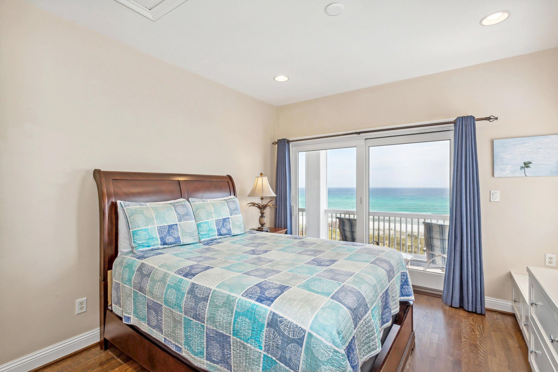 7793 Gulf Boulevard  Pelican Jacks 37