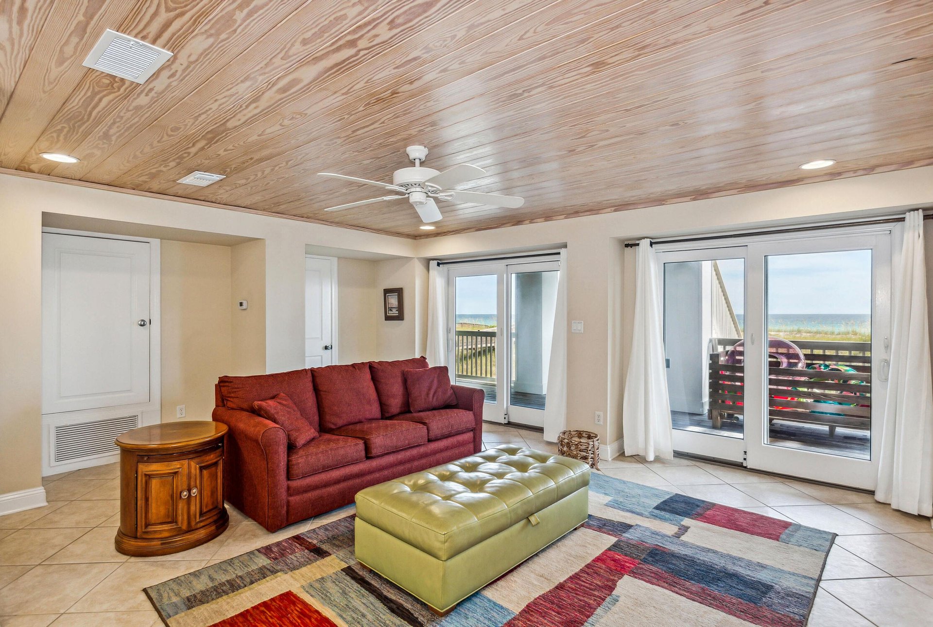 7793 Gulf Boulevard  Pelican Jacks 46