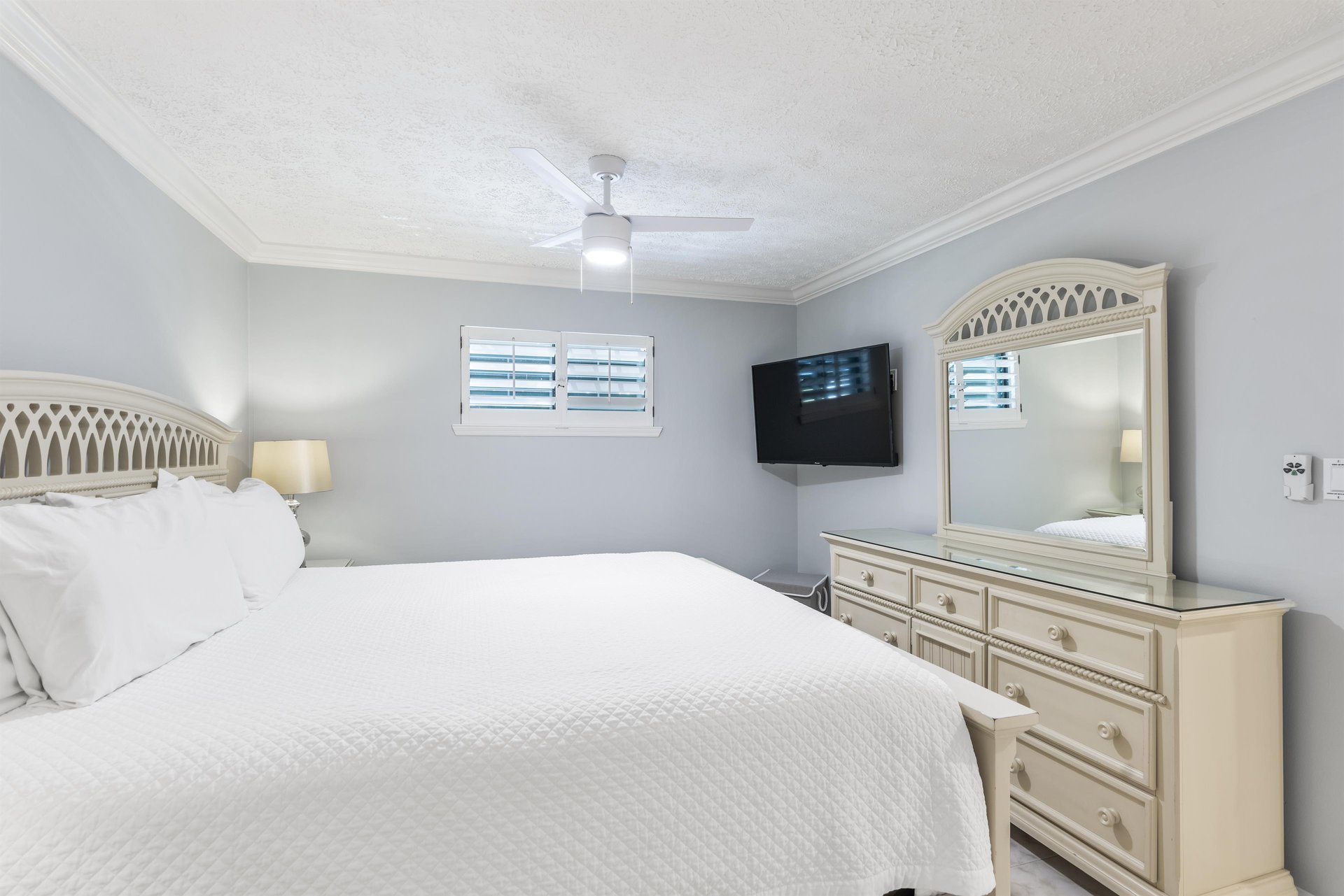 Coral Reef Club 43 19