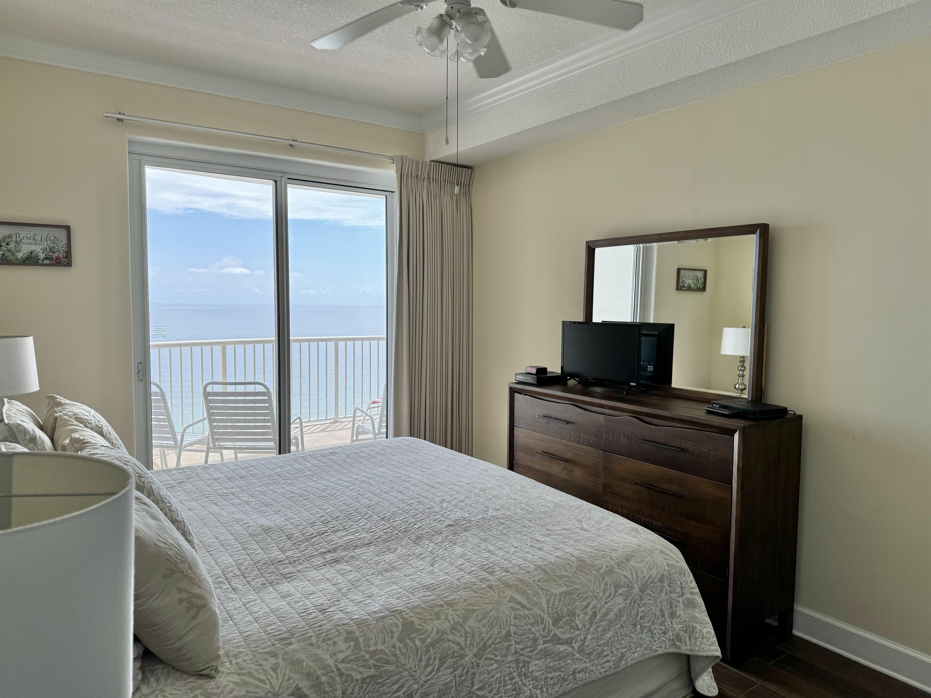 Island Royale 1105 10