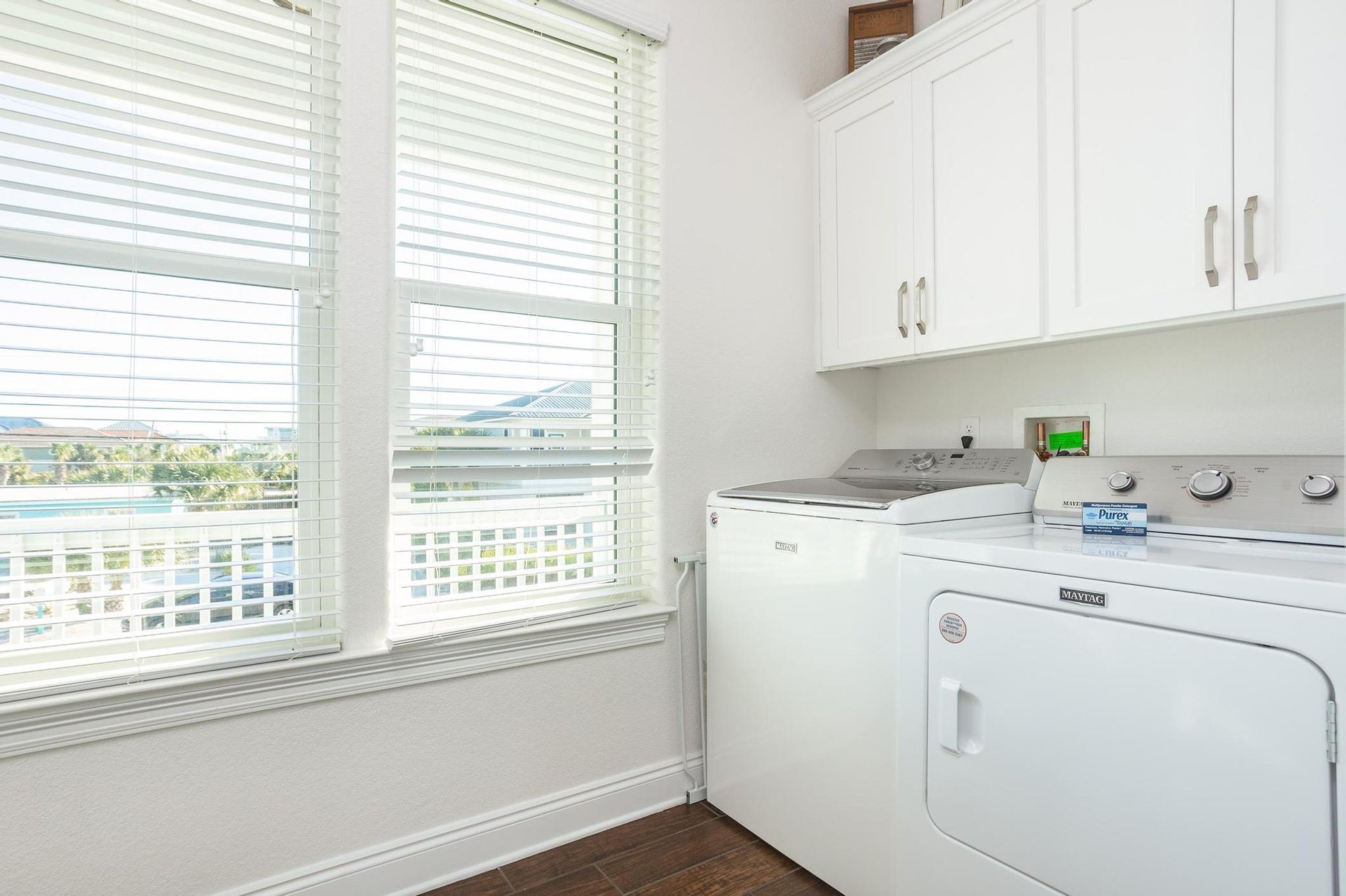 Panferio 323  Aquamarine Bliss  NEW 14