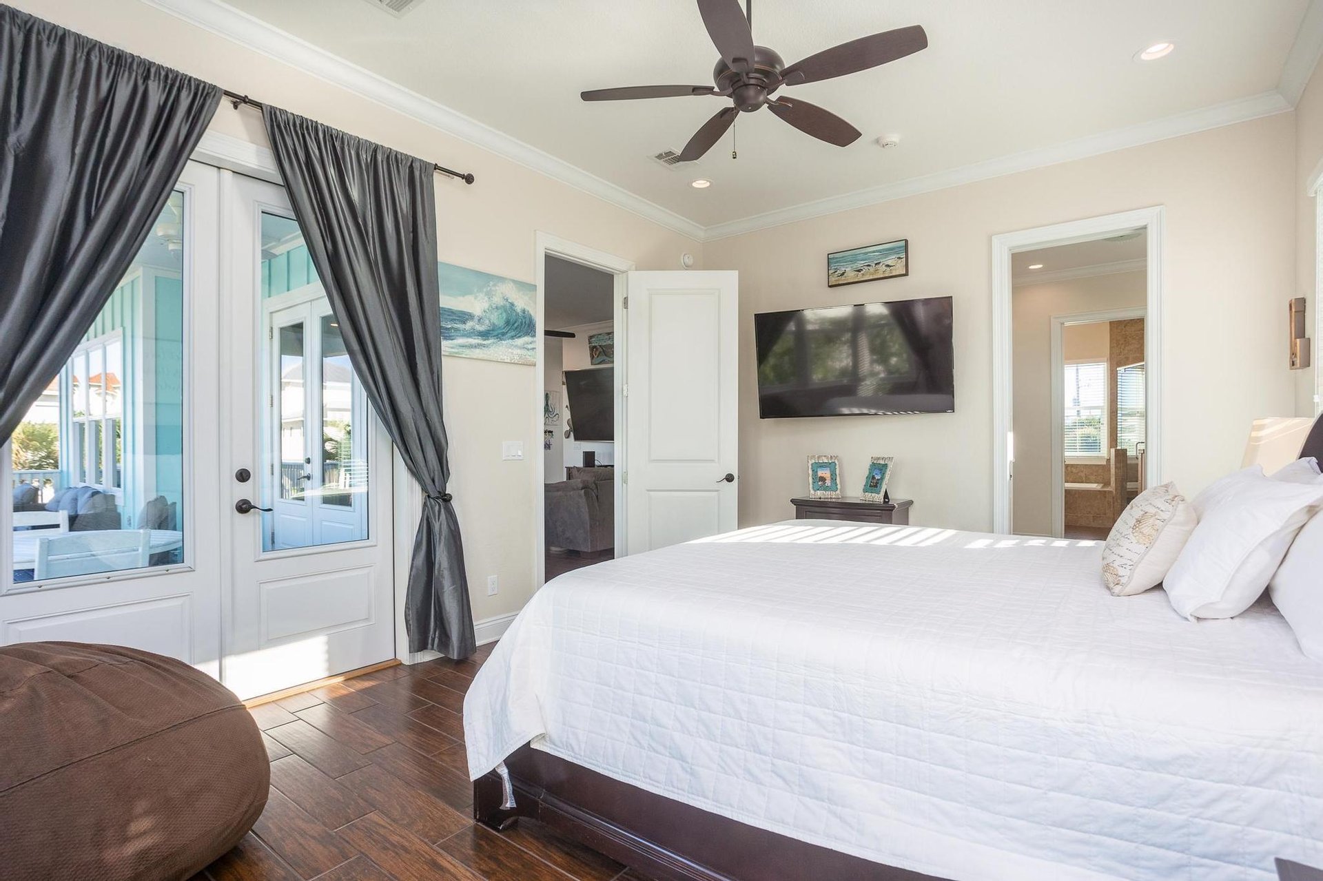 Panferio 323  Aquamarine Bliss  NEW 16