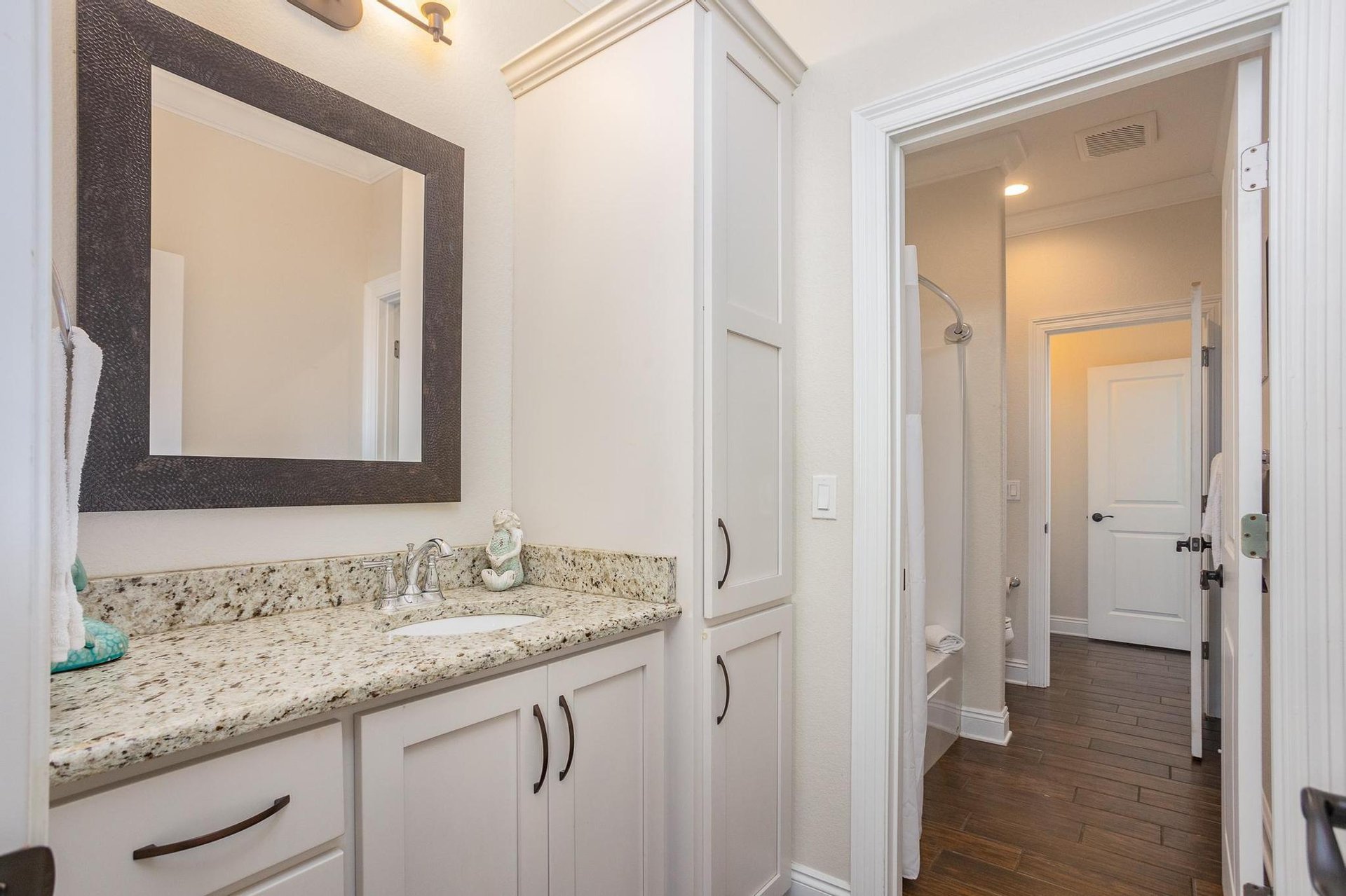 Panferio 323  Aquamarine Bliss  NEW 32