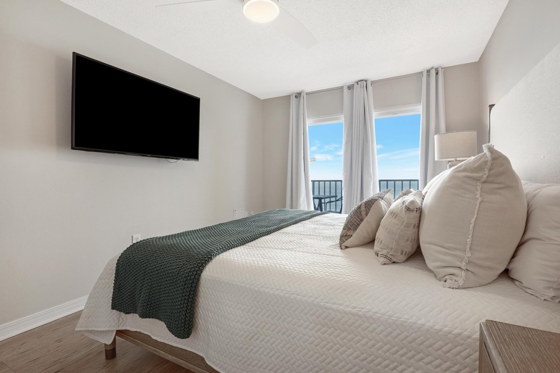 Ocean House II Unit 2802 17