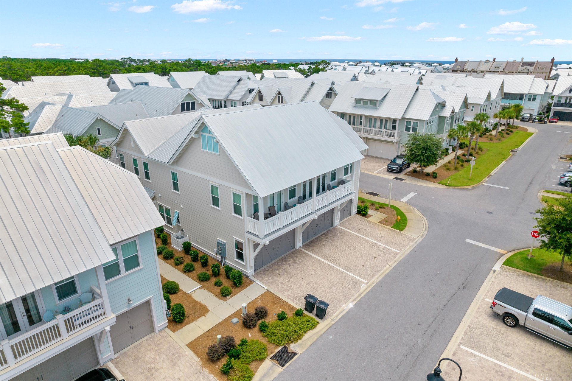 Paradise by the Pool 3