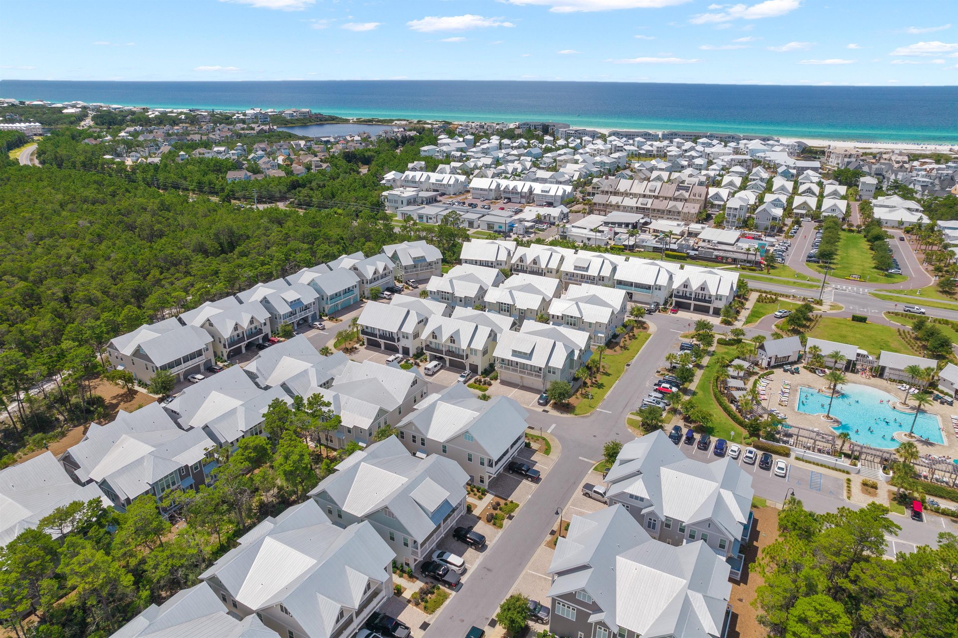 Paradise by the Pool 4