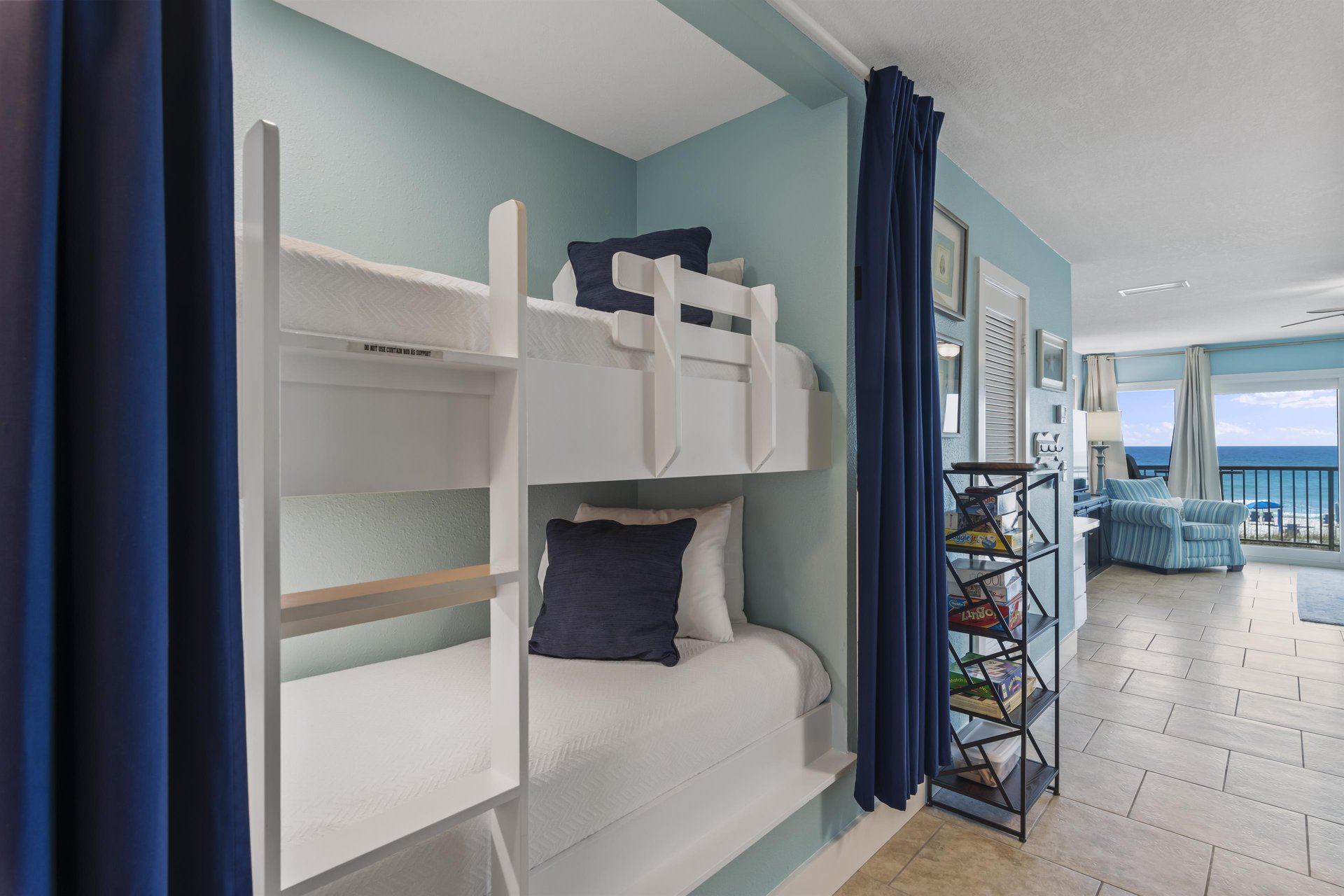 Destin Seafarer 108 9