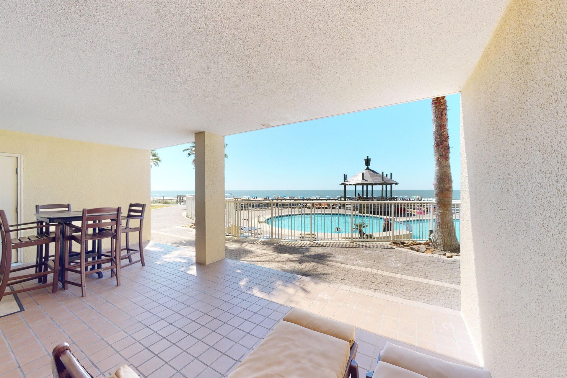 Summer House On Romar Beach 104A 18