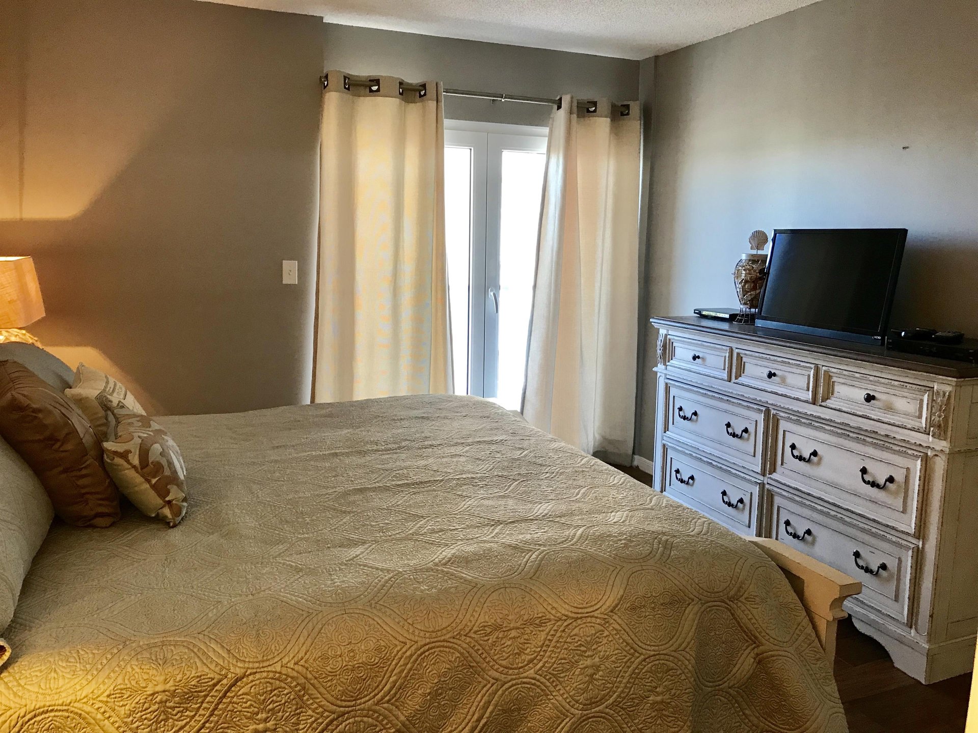 Surf Side Shores 1401 7