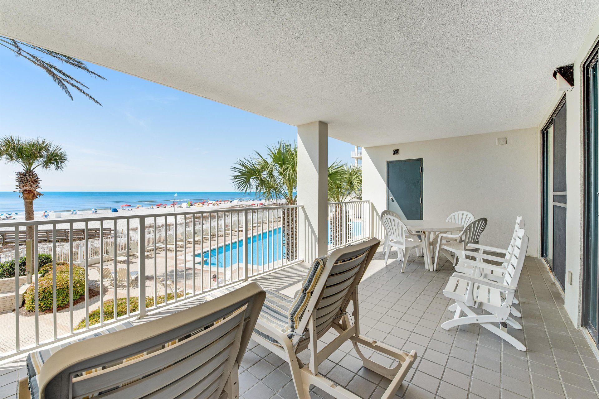 Pelican Pointe 203 2