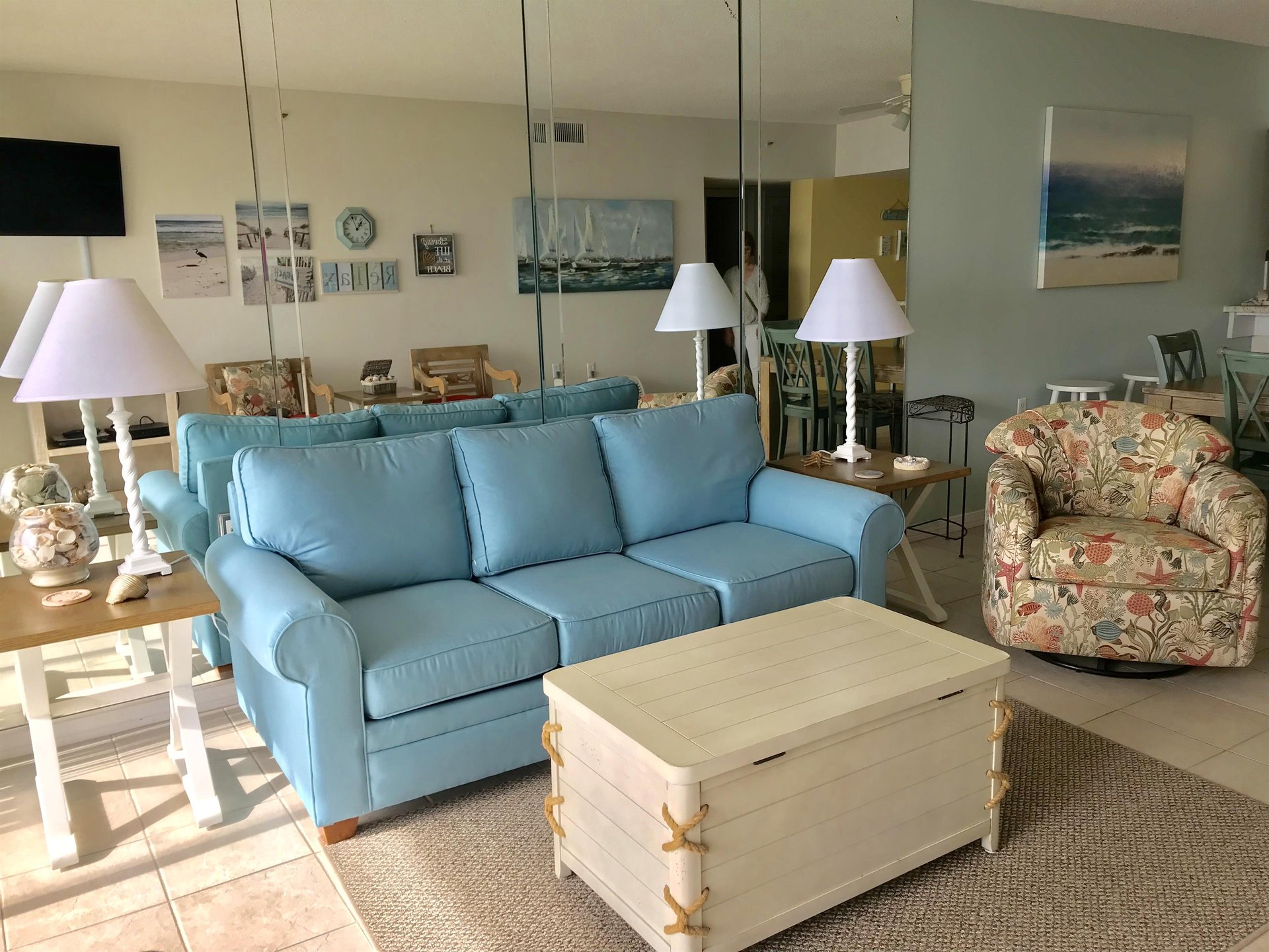 Tropical Winds 202 2