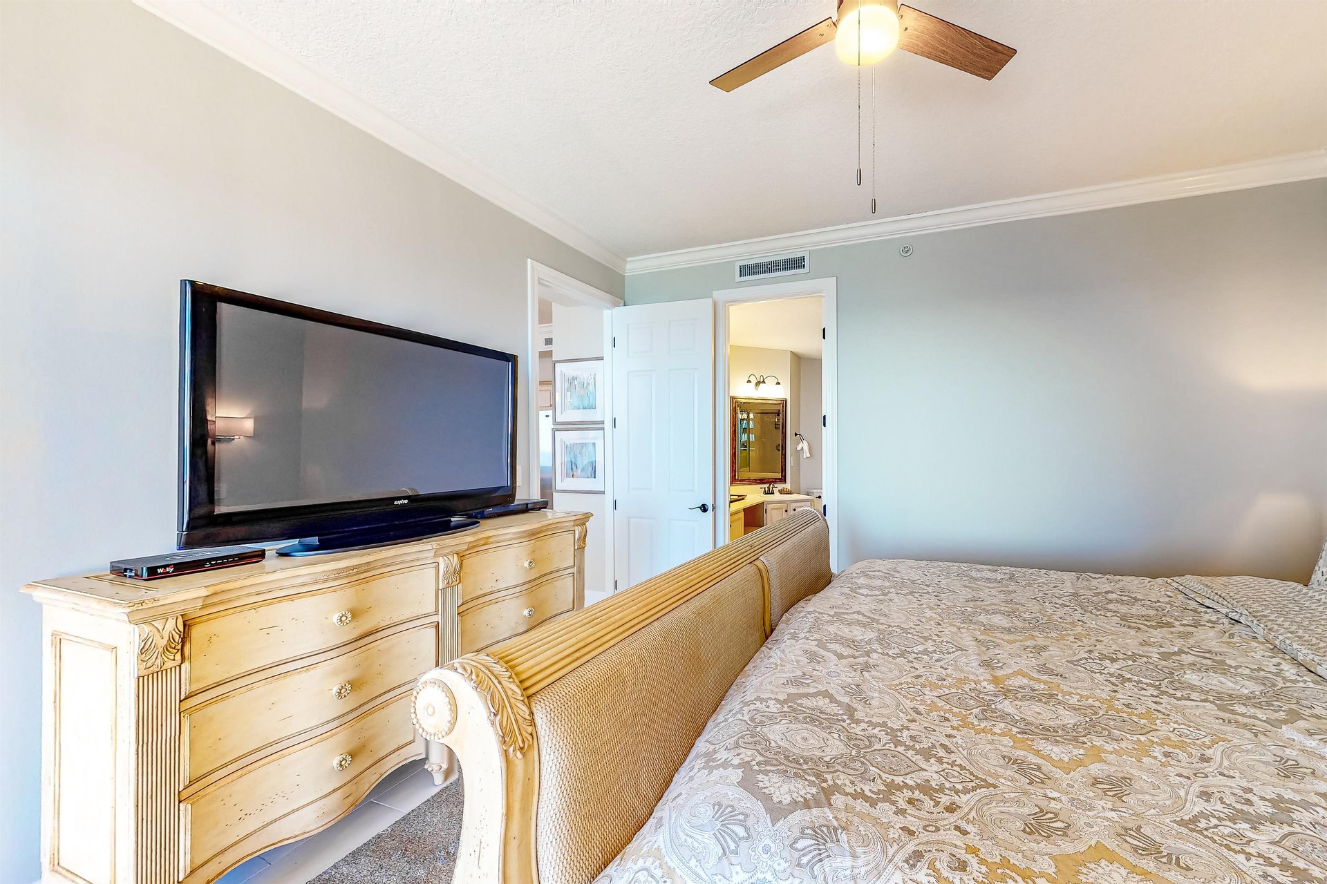 Regency Isle P1203 14
