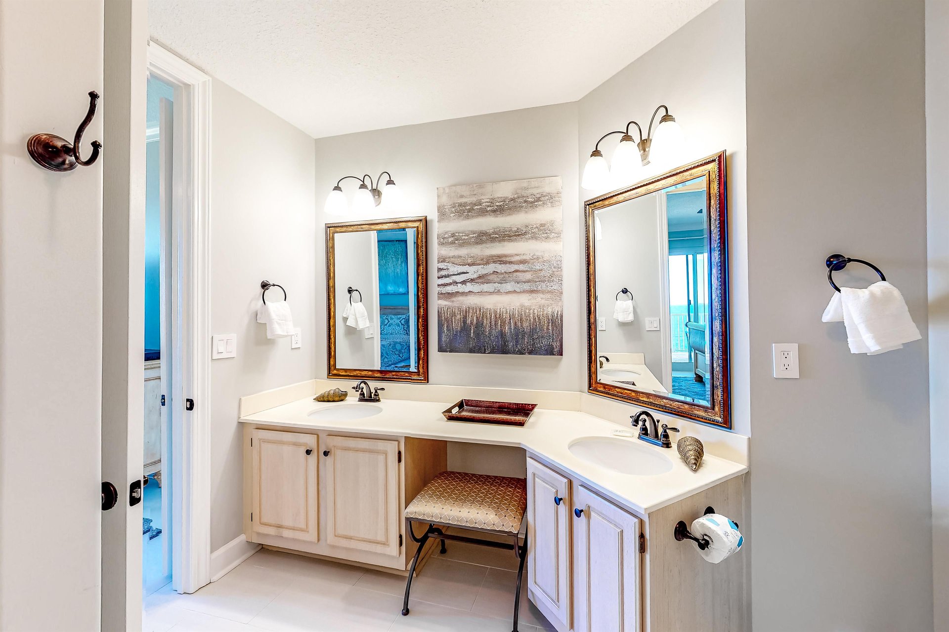 Regency Isle P1203 15