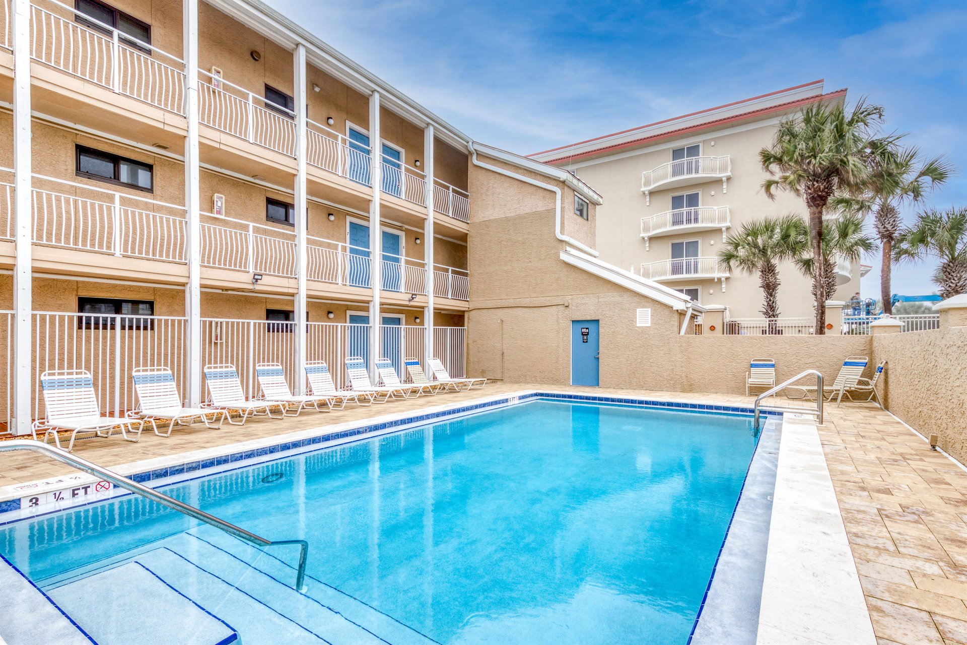 Crystal Villas B05 20