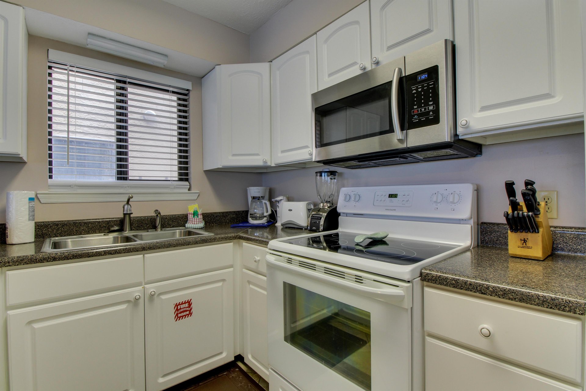 Crystal Villas B15 10