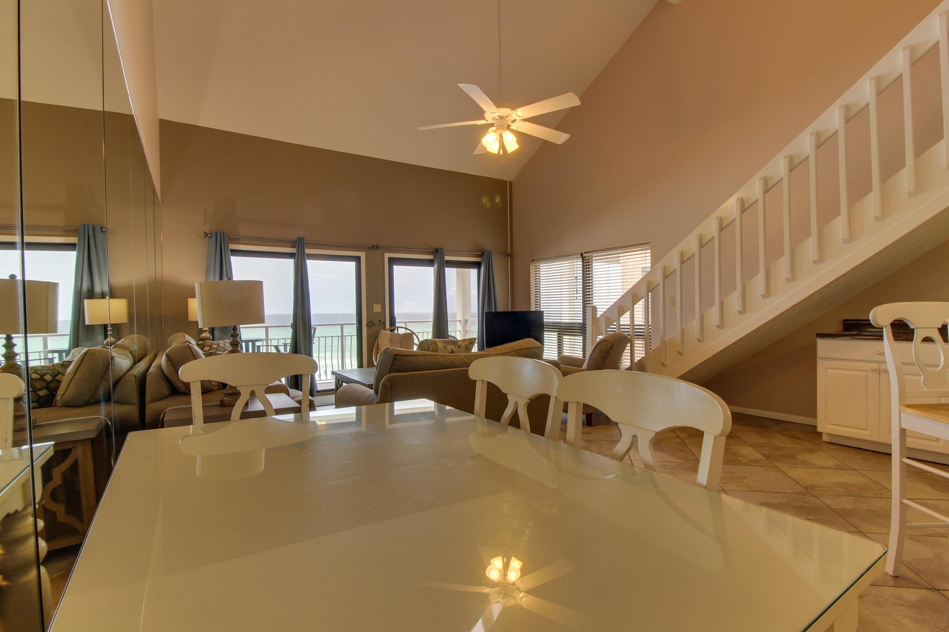 Crystal Villas B15 17