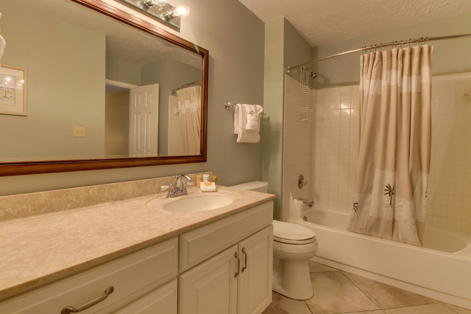 Crystal Villas B15 22