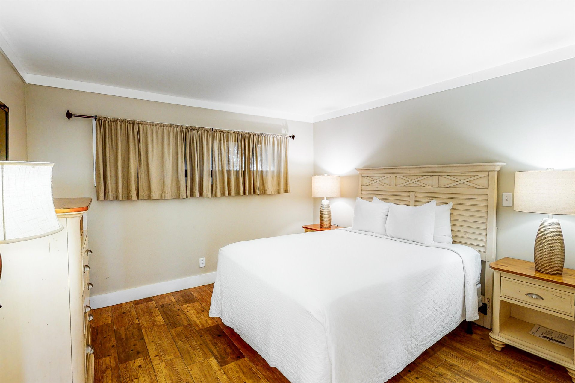 Emerald Towers 0106 10