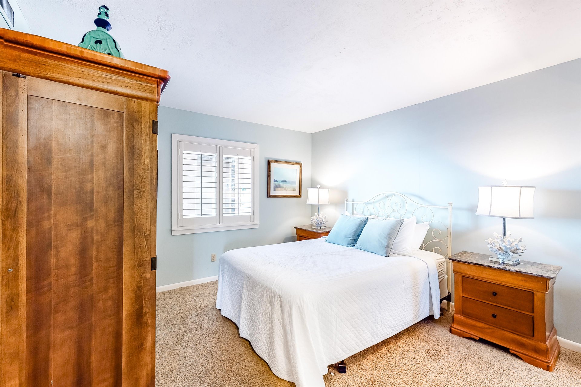 Emerald Towers 1204 10