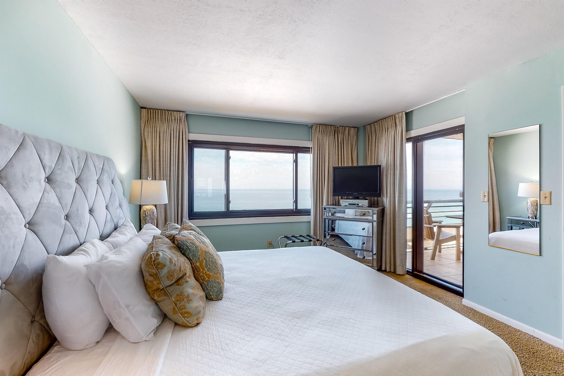 Emerald Towers 1204 16