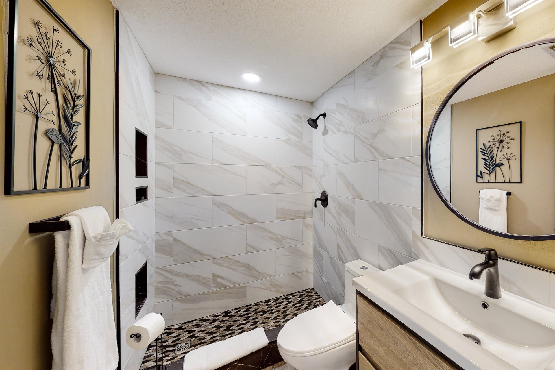 Emerald Towers West 4000 14