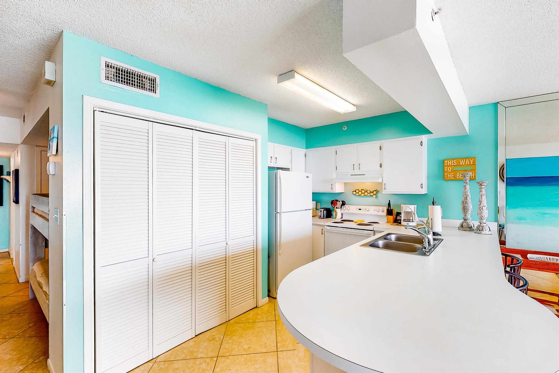 Emerald Towers West 4004 7