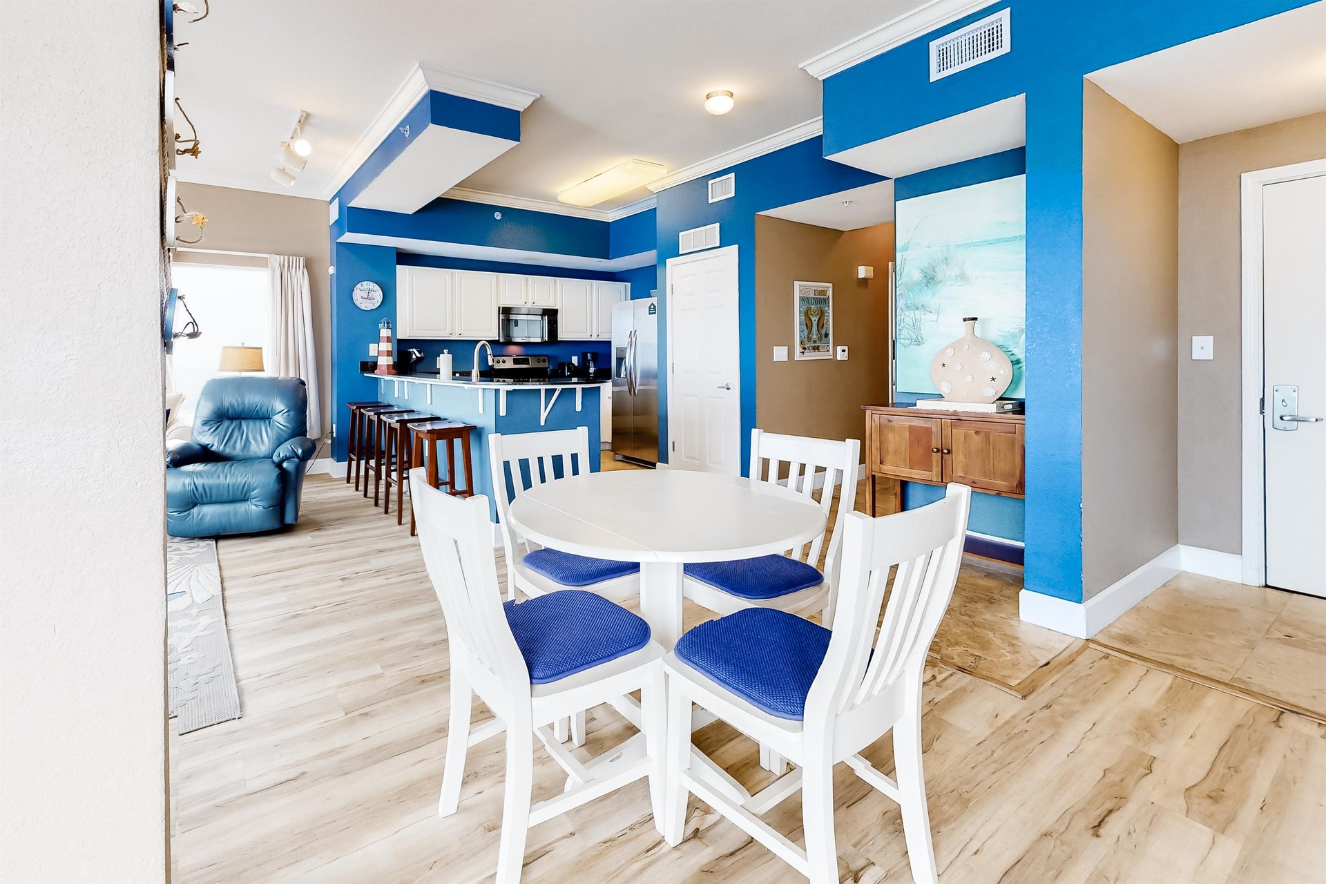 Tidewater Beach Resort 2700 6