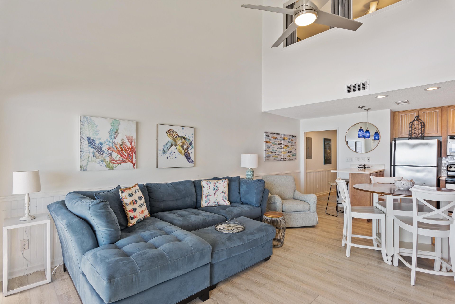 Coral Reef Club 44 4