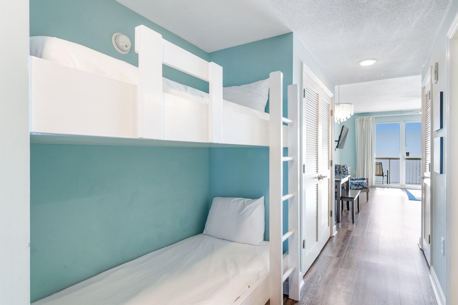 Seychelles Beach Resort 1606 17