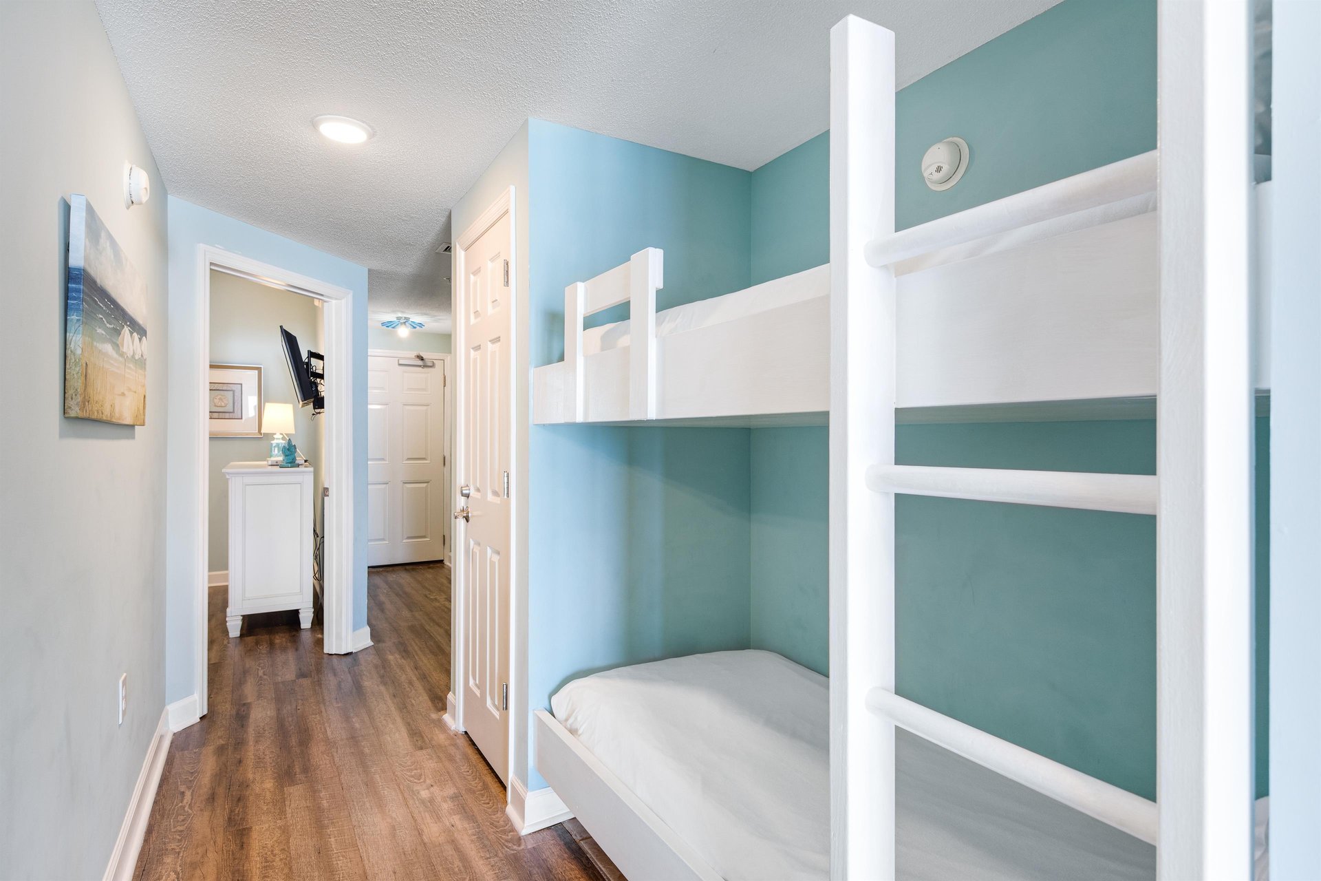 Seychelles Beach Resort 1606 18