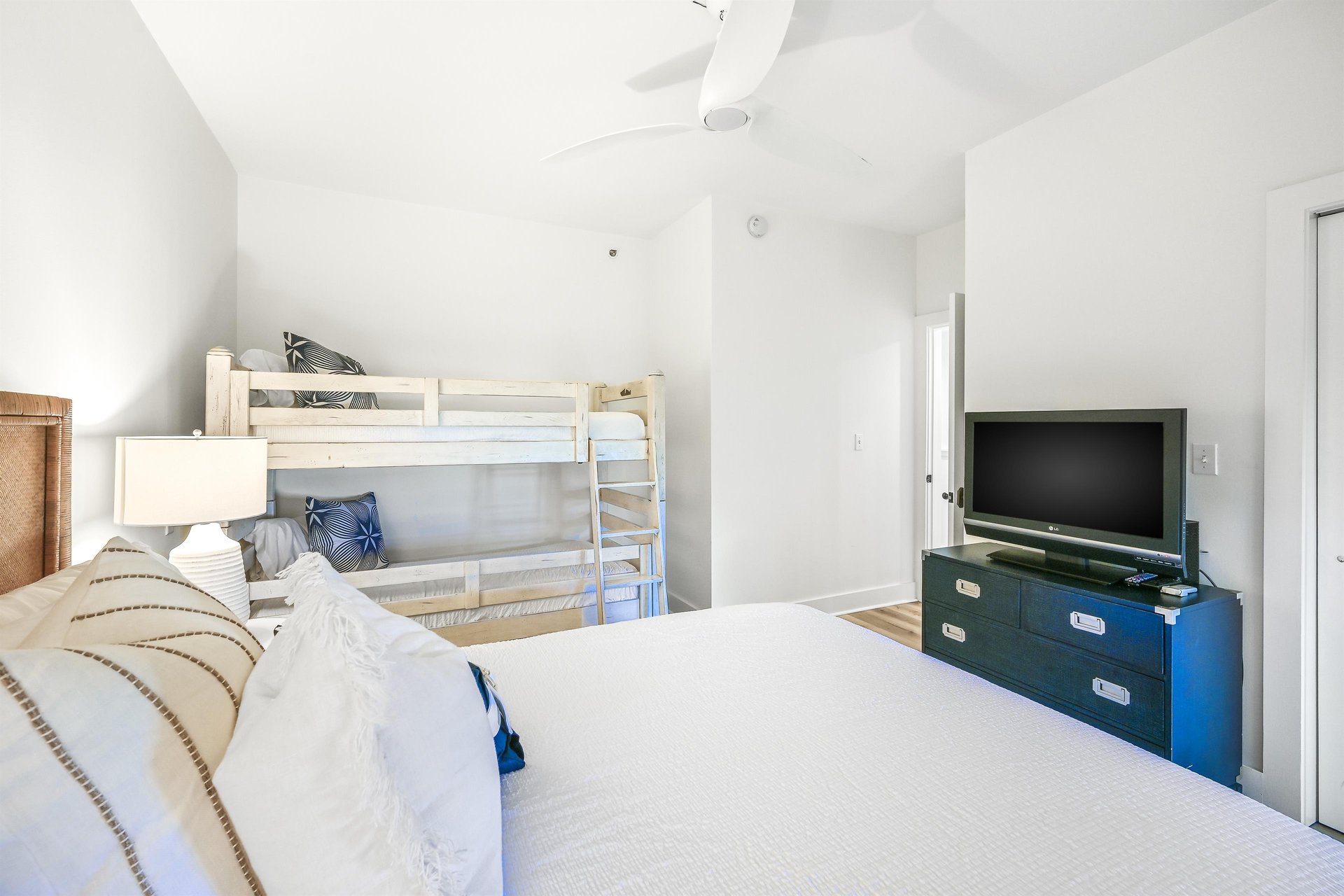 High Pointe W44  Gulf Front Condo 24