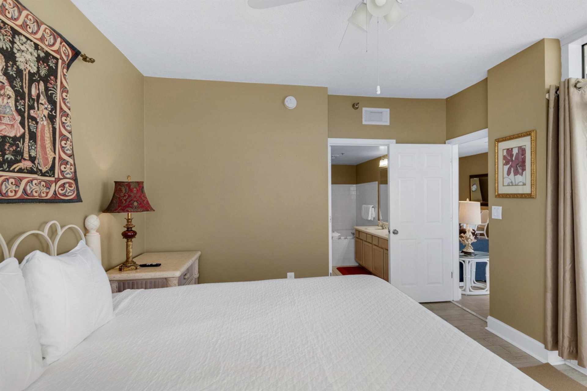 Jade East Towers 1120 11