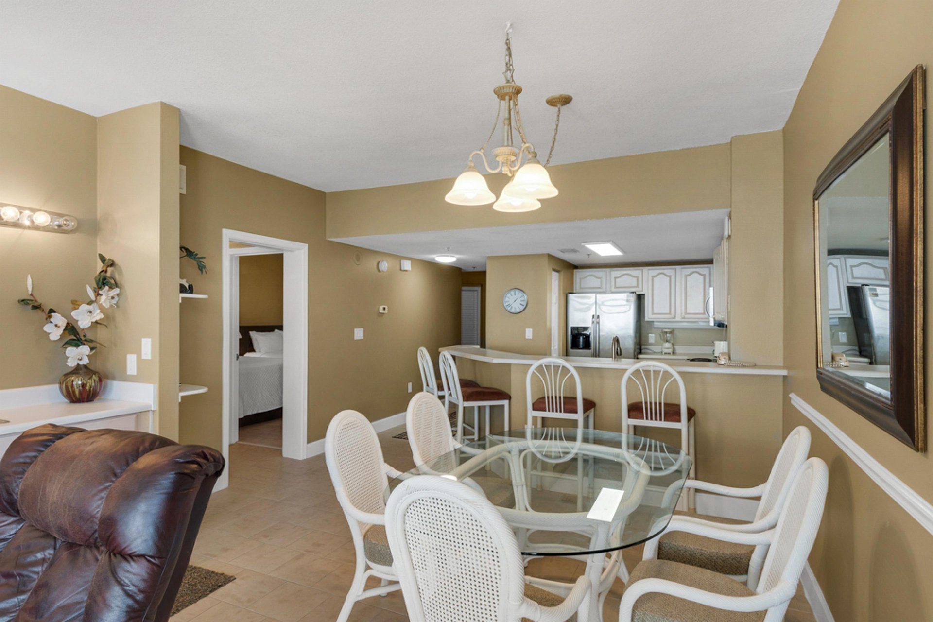 Jade East Towers 1120 16