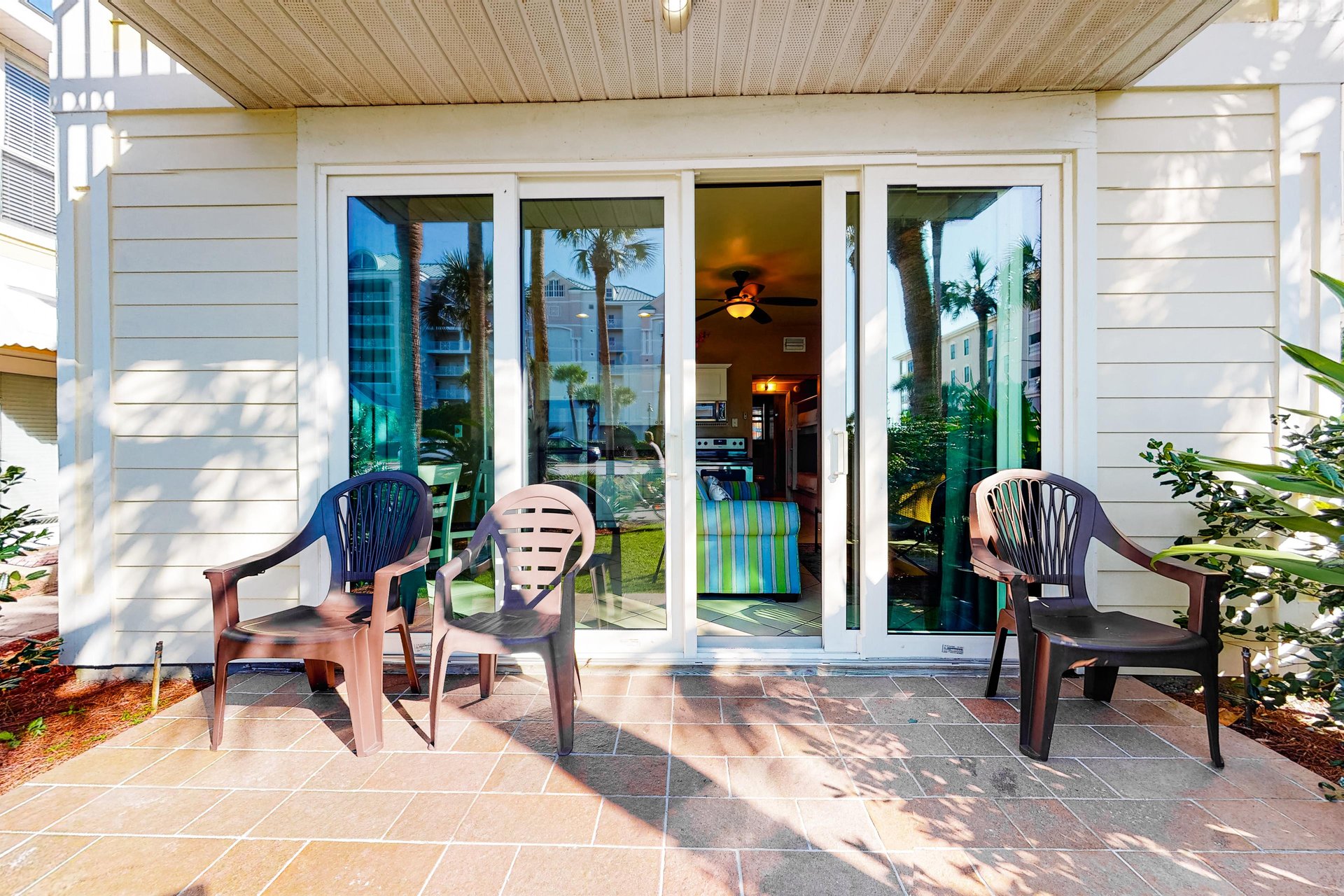 Nantucket Rainbow Cottages 04B 12