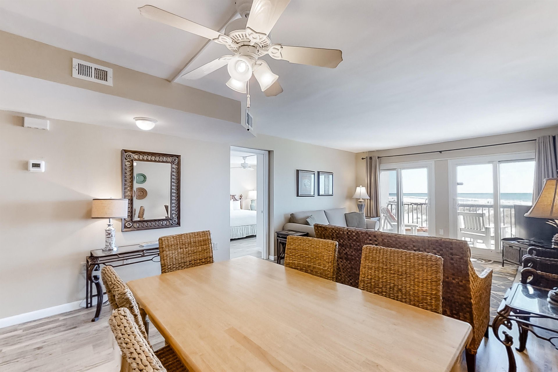 Pinnacle Port B1105 8