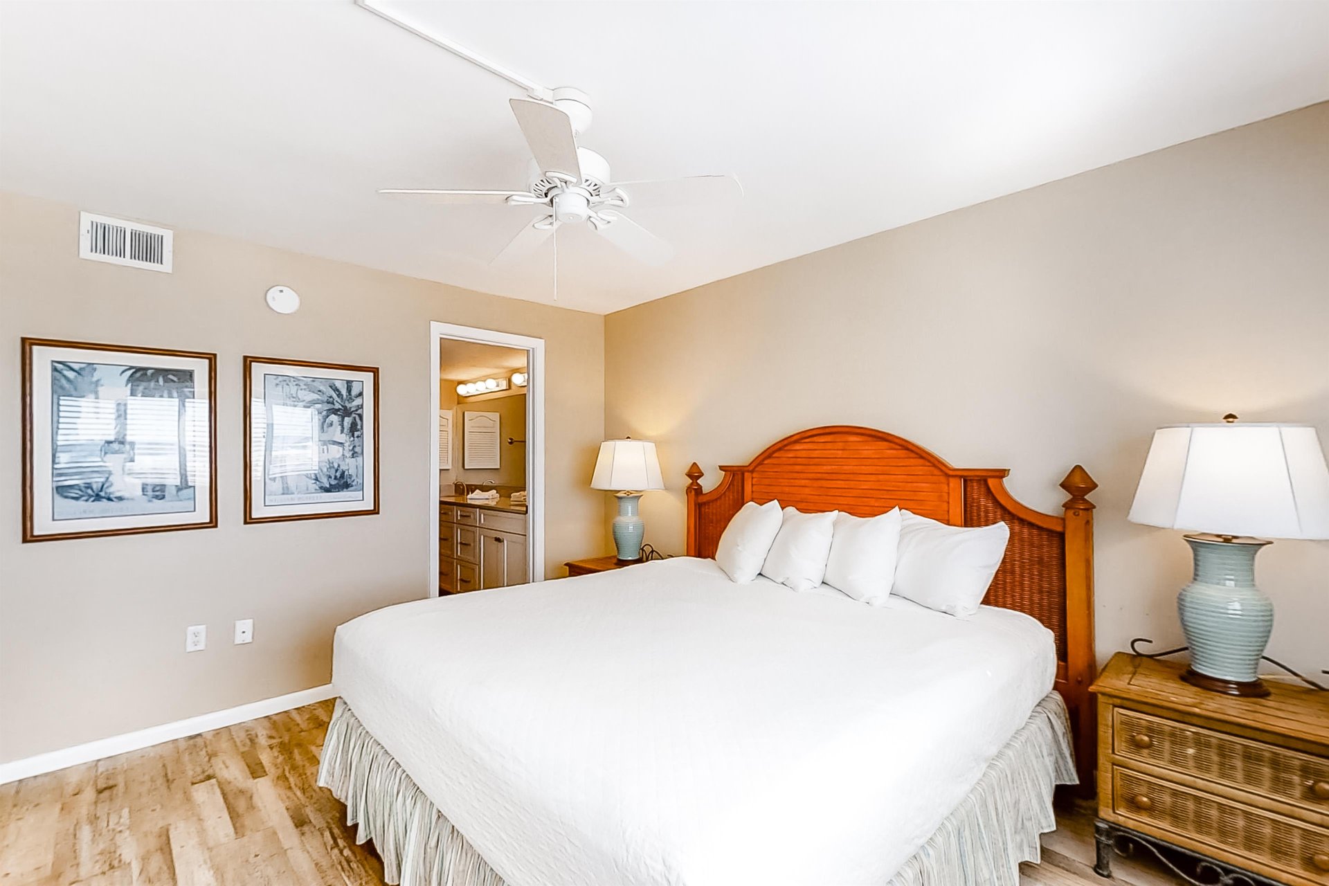 Pinnacle Port B1105 11