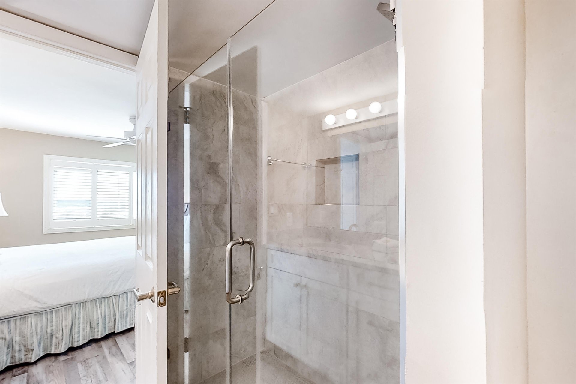 Pinnacle Port B1105 15