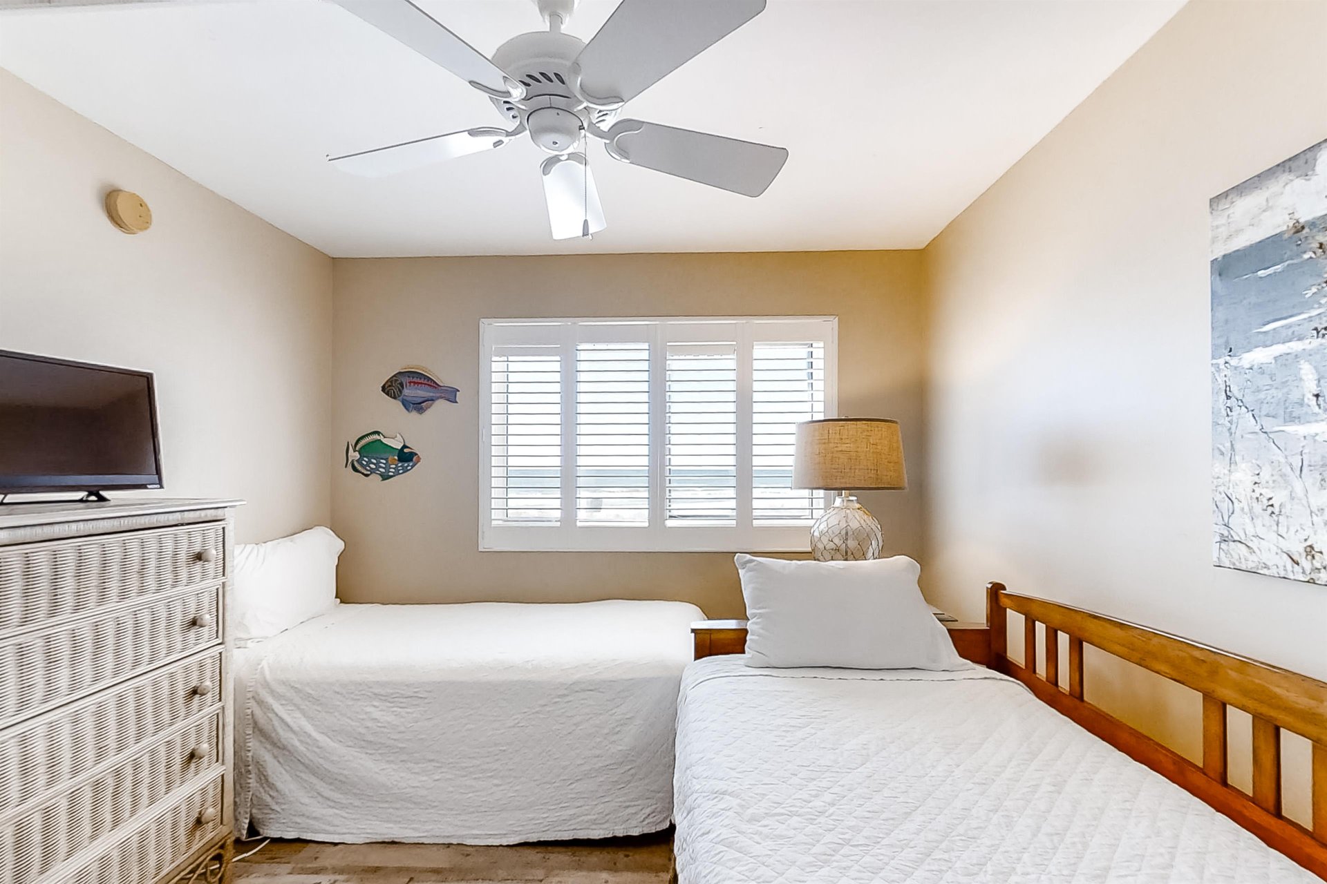 Pinnacle Port B1105 18