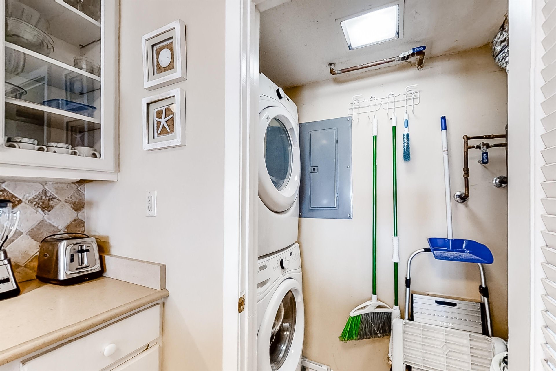 Pinnacle Port B1105 23