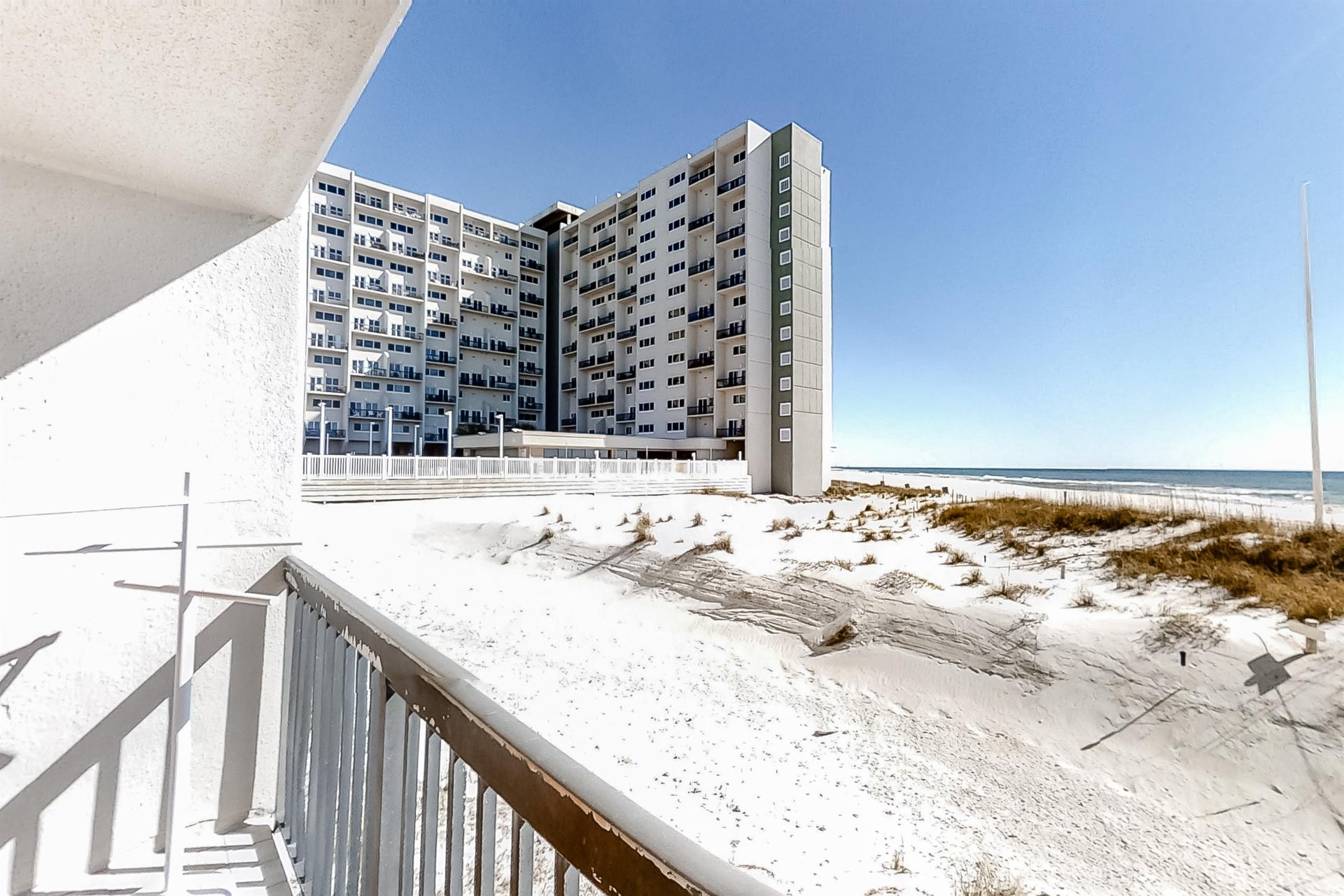 Pinnacle Port B1105 24