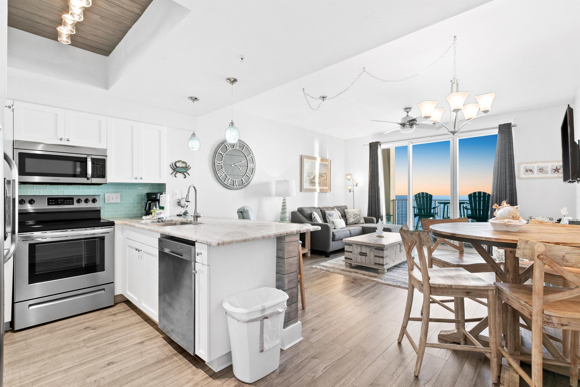 Majestic Sun A0406 10